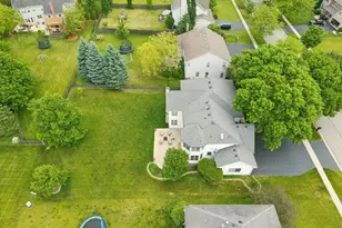 1616 Rolling Hills Dr, Crystal Lake, IL 60014 - Photo 44