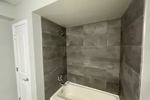 655 Perrie Dr, Elk Grove Village, IL 60007 - Photo 12