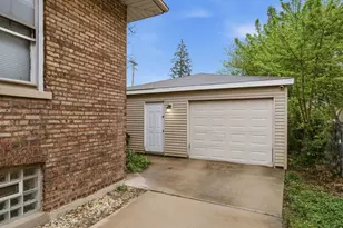 12633 Maple Ave, Blue Island, IL 60406 - Photo 20