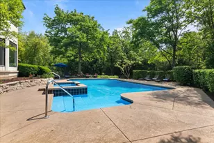 2291 Hybernia Dr, Highland Park, IL 60035 - Photo 40