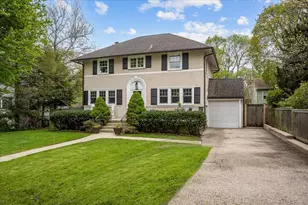 642 Ash St, Winnetka, IL 60093 - Photo 2
