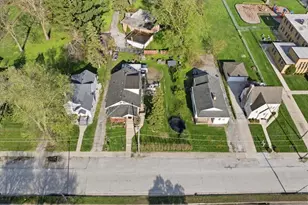 16729 Dixie Hwy, Hazel Crest, IL 60429 - Photo 14