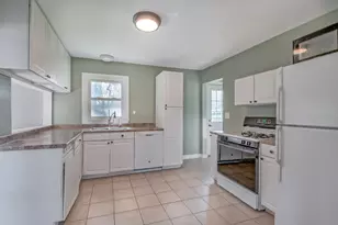 4113 W Crystal Lake Rd, McHenry, IL 60050 - Photo 8