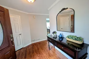 905 Thornwood Ct, Saint Charles, IL 60174 - Photo 4