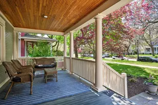 1211 Hinman Ave, Evanston, IL 60202 - Photo 2