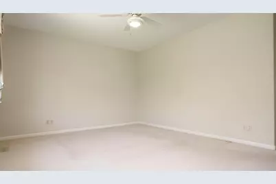 [Address not provided], Rockford, IL 61107 - Photo 20