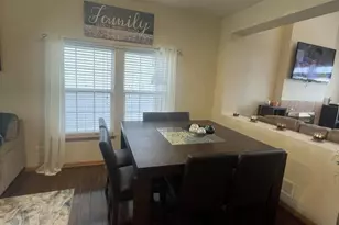 20414 Glen Vista Ln, Crest Hill, IL 60403 - Photo 8