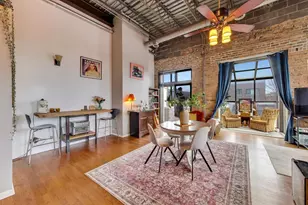2525 N Sheffield Ave, Chicago, IL 60614 - Photo 2