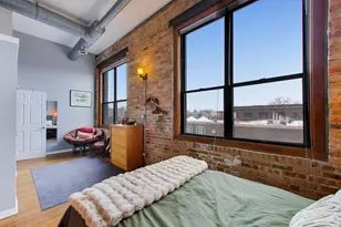 2525 N Sheffield Ave, Chicago, IL 60614 - Photo 16