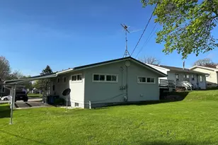1626 Superior Ave, Savanna, IL 61074 - Photo 14