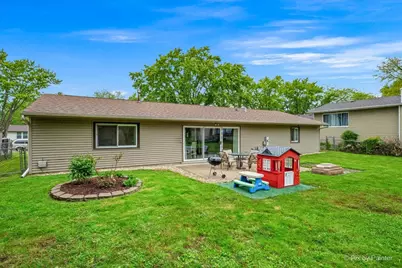 1185 Case Lane, Elgin, IL 60120 - Photo 14