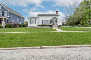 302 E Division St, Lemont, IL 60439 - Photo 2