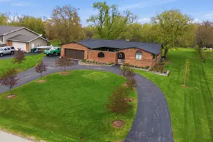 24262 W Rose Ave, Lake Zurich, IL 60047 - Photo 44