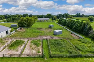 19602 Hebron Rd, Harvard, IL 60033 - Photo 14