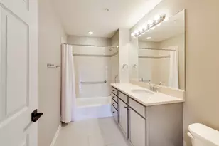 105 Lakeview Dr, Bloomingdale, IL 60108 - Photo 22