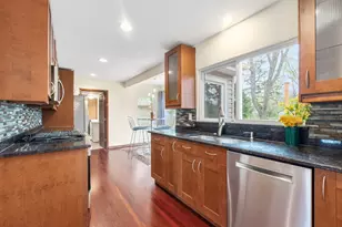 3691 Walters Ave, Northbrook, IL 60062 - Photo 8