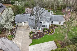 10 Deerpath Ln, Palos Park, IL 60464 - Photo 2