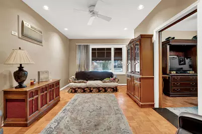 3841 S Lowe Avenue, Chicago, IL 60609 - Photo 2