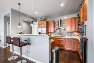 3140 N Sheffield Ave, Chicago, IL 60657 - Photo 10