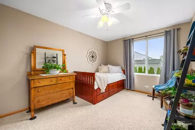 176 Presidential Boulevard, Oswego, IL 60543 - Photo 16