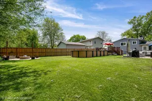 36449 N Streamwood Dr, Gurnee, IL 60031 - Photo 20