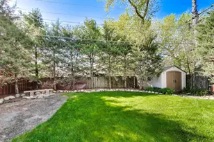 513 E Central Rd, Arlington Heights, IL 60005 - Photo 28
