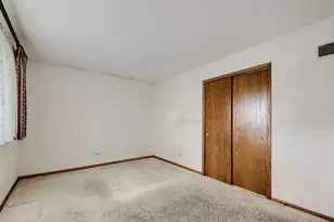 496 Sheridan Ln, Schaumburg, IL 60193 - Photo 14
