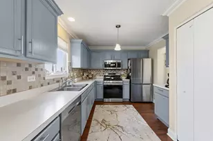 298 Clarendon Ln, Bolingbrook, IL 60440 - Photo 12