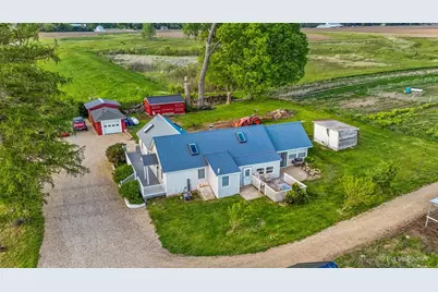 2S919 Dauberman Road, Elburn, IL 60119 - Photo 32