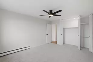 1880 Bonnie Ln, Hoffman Estates, IL 60169 - Photo 18