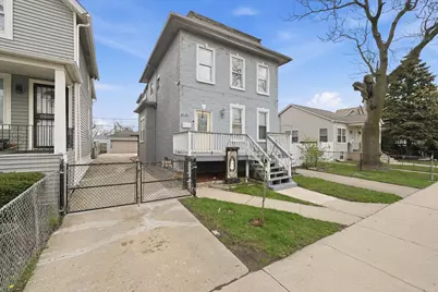 2730 S 58th Court, Cicero, IL 60804 - Photo 1
