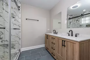 2920 22nd Pl, North Chicago, IL 60064 - Photo 18