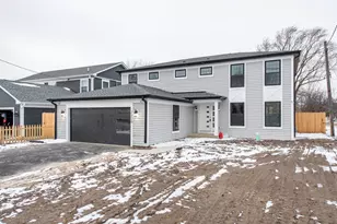 2920 22nd Pl, North Chicago, IL 60064 - Photo 2