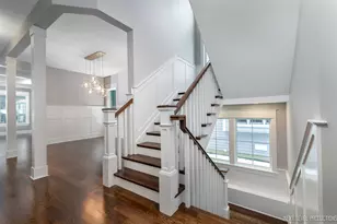 664 N Webster St, Naperville, IL 60563 - Photo 8