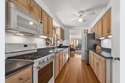 6250 N Lowell Avenue, Chicago, IL 60646 - Photo 10