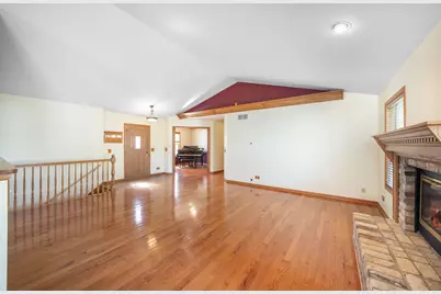 1621 Ash Avenue, Woodstock, IL 60098 - Photo 4
