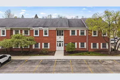 1025 W Wise Road #200, Schaumburg, IL 60193 - Photo 4