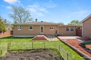 6N542 Wyoming Ave, Saint Charles, IL 60174 - Photo 24