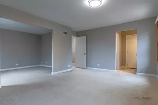 5195 Castaway Ln, Hoffman Estates, IL 60010 - Photo 14