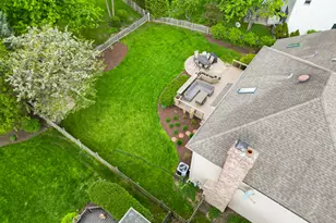 2689 Fox River Ln, Naperville, IL 60565 - Photo 36