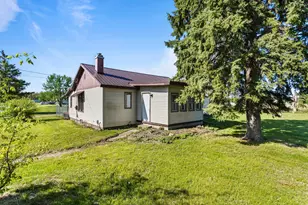 9032 US Route 150, Oakwood, IL 61858 - Photo 2