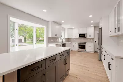 210 Westmoreland Lane, Naperville, IL 60540 - Photo 10