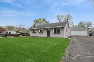 25175 W Lincoln Dr, Lake Villa, IL 60046 - Photo 2