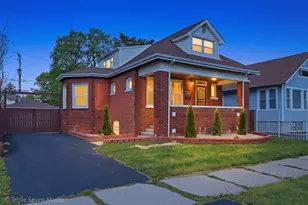 11326 S Parnell Ave, Chicago, IL 60628 - Photo 2