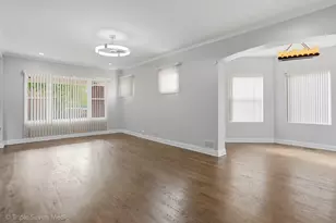 11326 S Parnell Ave, Chicago, IL 60628 - Photo 8