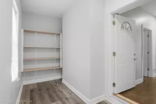 11326 S Parnell Ave, Chicago, IL 60628 - Photo 26