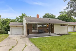 1150 Grandview Ave, Lockport, IL 60441 - Photo 1