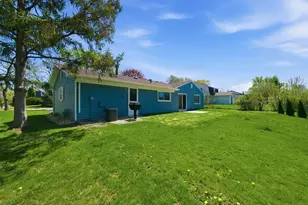 20 Emerson Dr, Schaumburg, IL 60194 - Photo 26