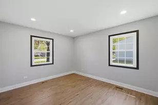 20 Emerson Dr, Schaumburg, IL 60194 - Photo 20