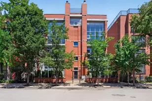 850 W Erie St, Chicago, IL 60642 - Photo 1